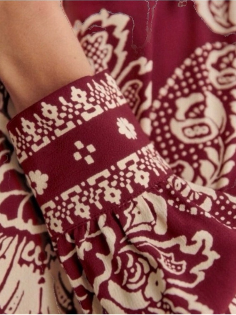 Sezane Burgundy and Cream Paisley Long-Sleeve Dress - Picture 4 of 7
